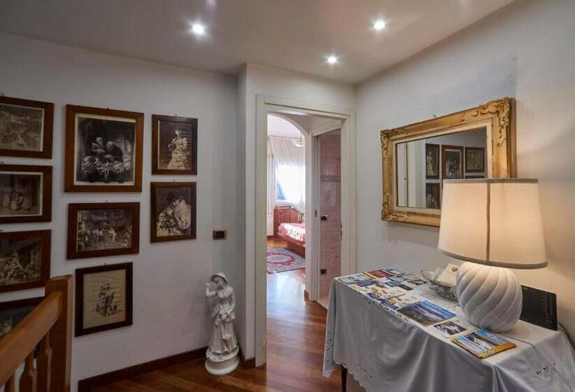 Номер Стандарт, Tosca House 2
