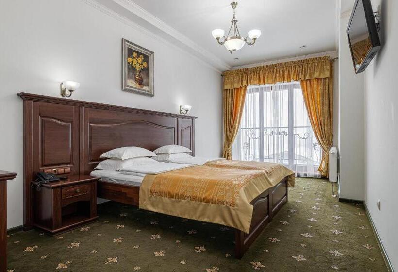 Suíte 2 Dormitórios, карпатська ружа