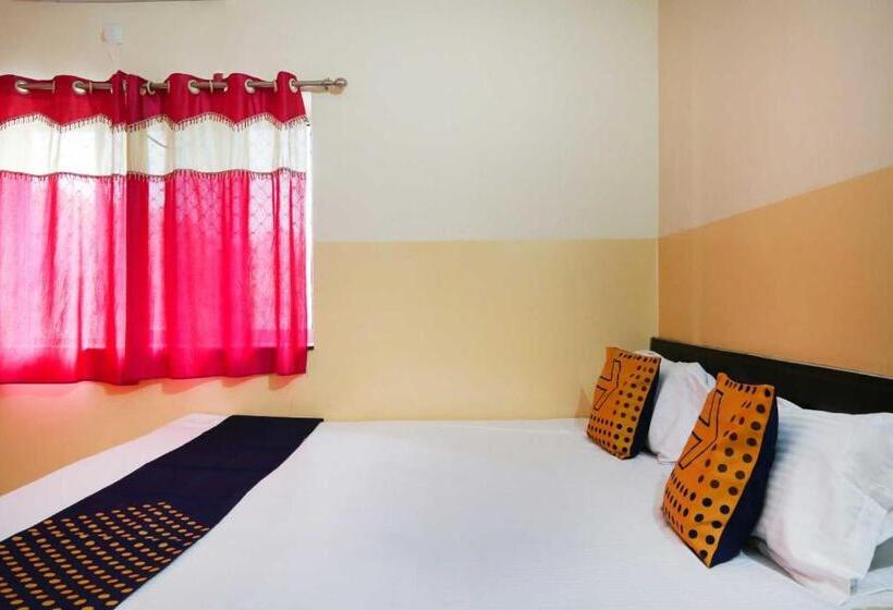 اتاق استاندارد, Spot On Yamuna Banquet & Resort