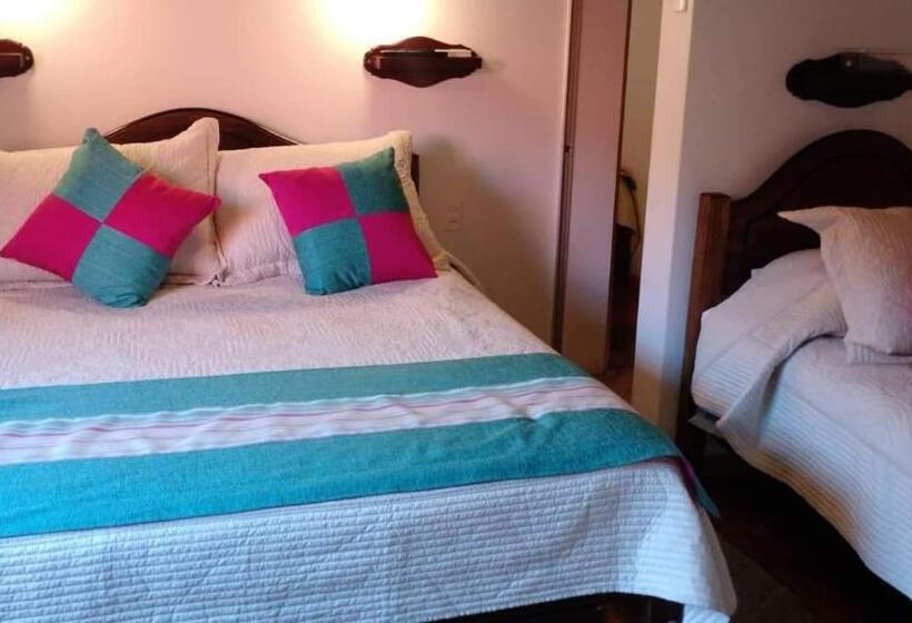 اتاق استاندارد سه نفره, Hostal Casa Blanca