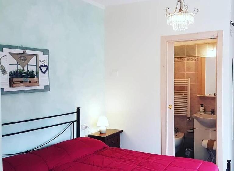 Quarto Estandar, Il Giardino Delle Noci