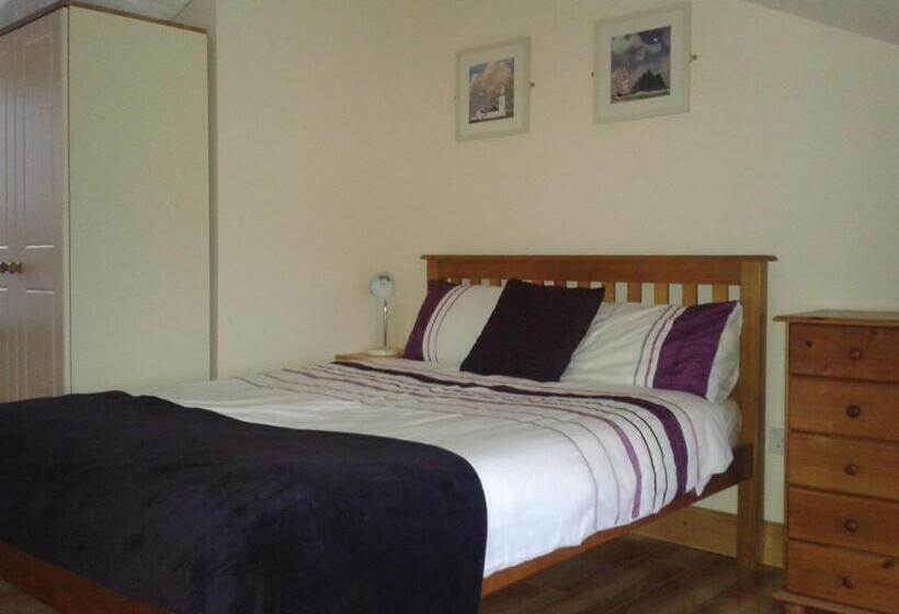 Трехместный Номер Deluxe Вид на Море, Cappa House B&b