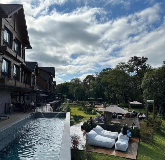 سوییت با چشم‌انداز کوه, Gramado Chateau Suíte 6 Estrelas