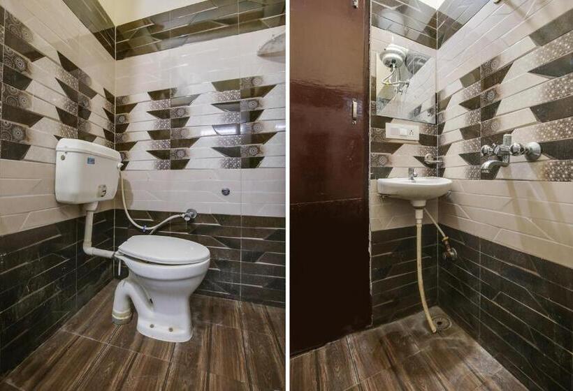 اتاق کلاسیک سه تخته, Oyo Hotel Rest Inn   78