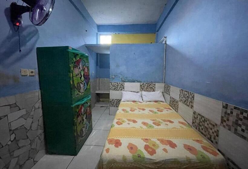 Номер Economy, Spot On 93555 Triple N Homestay