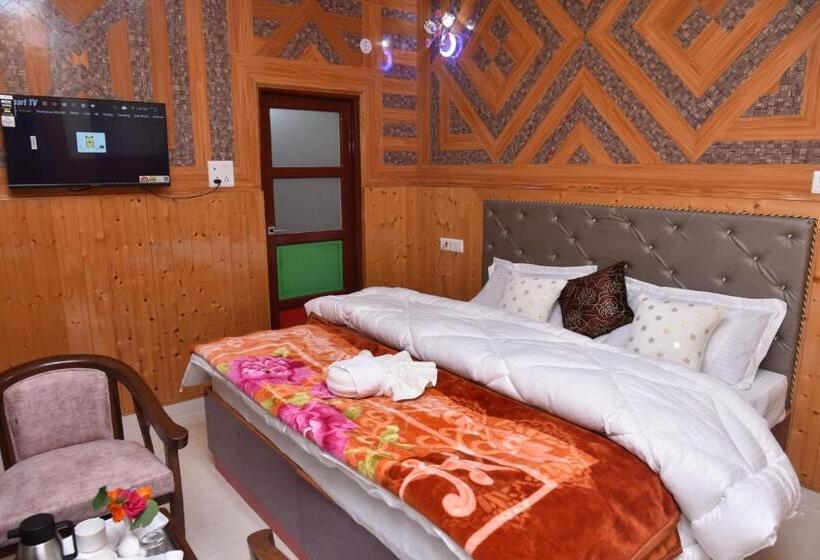 산 전망 스위트, Sarahan Holiday Inn