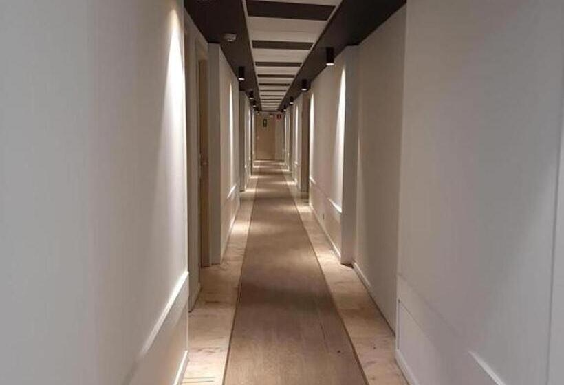 Номер Стандарт, Room In Apartment   Value Stay Brussels South   Comfort Studio   Twin