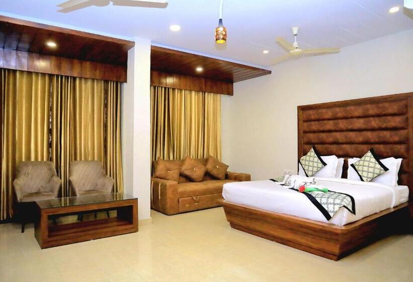 Quarto Superior Cama King, Pineberry Hotels   Near Golden Temple