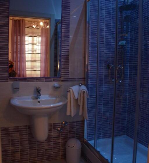 غرفة قياسية, B&b Crystal