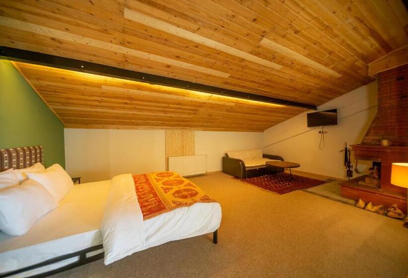 کلبه ییلاقی, Chalet Papa Basili