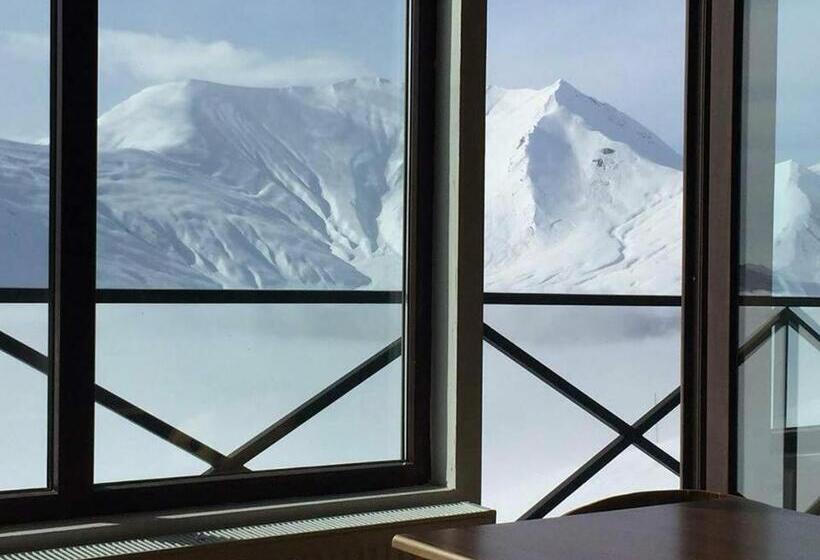 کلبه ییلاقی, Chalet Papa Basili