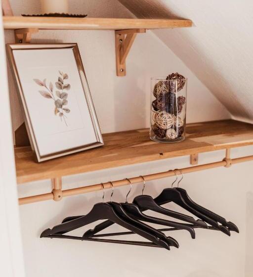 Номер Стандарт, Clementines House Honfleur