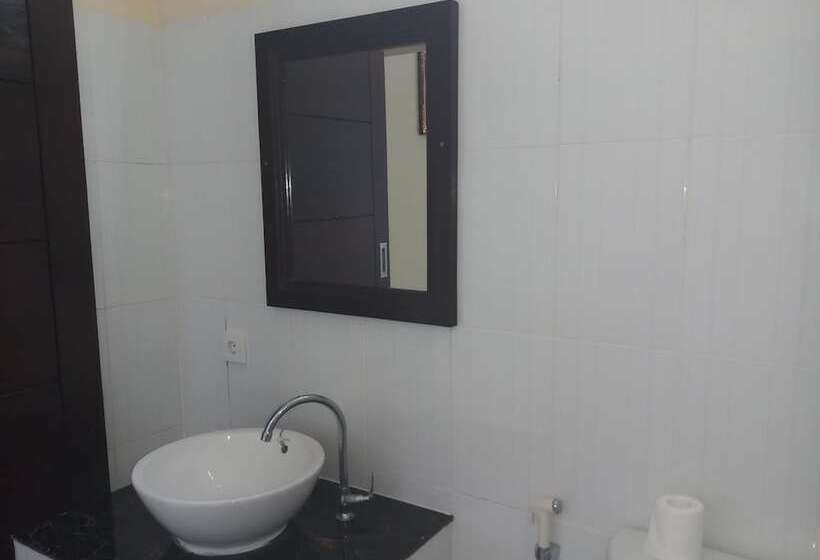 Номер Стандарт Вид на Сад, Bintang Beach Villa