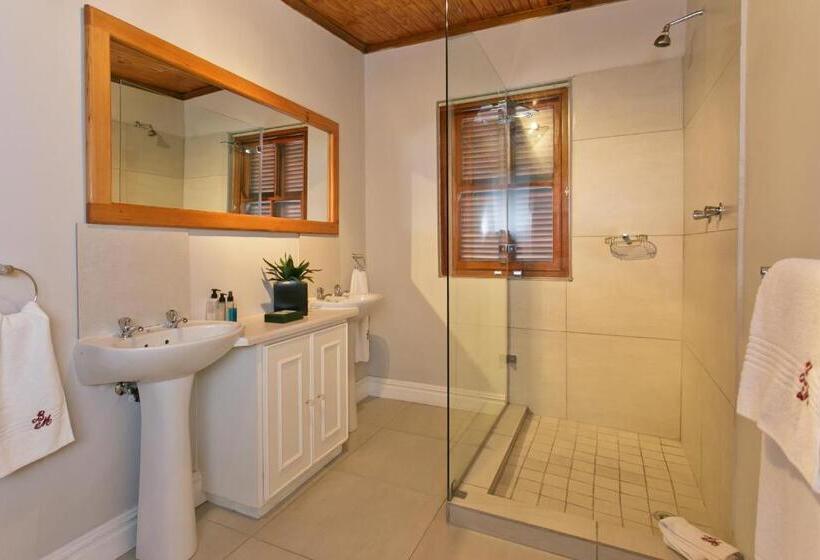 Номер Стандарт, Beaufort Manor Country Lodge