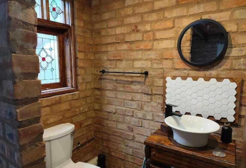 اتاق استاندارد با چشم‌انداز کوهستان, Bethesda Mountain Lodge