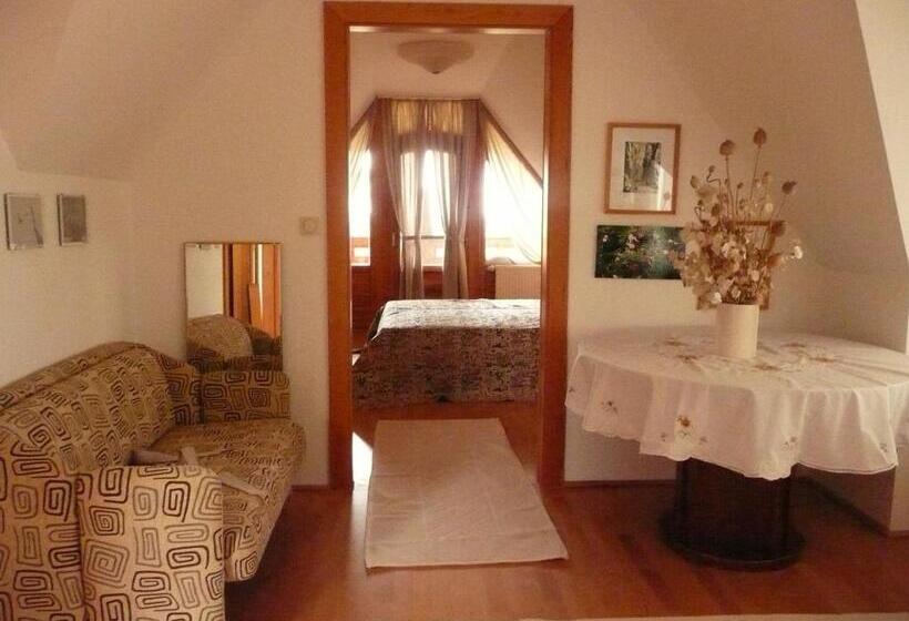 اتاق استاندارد چهار تخته, Ginavilla