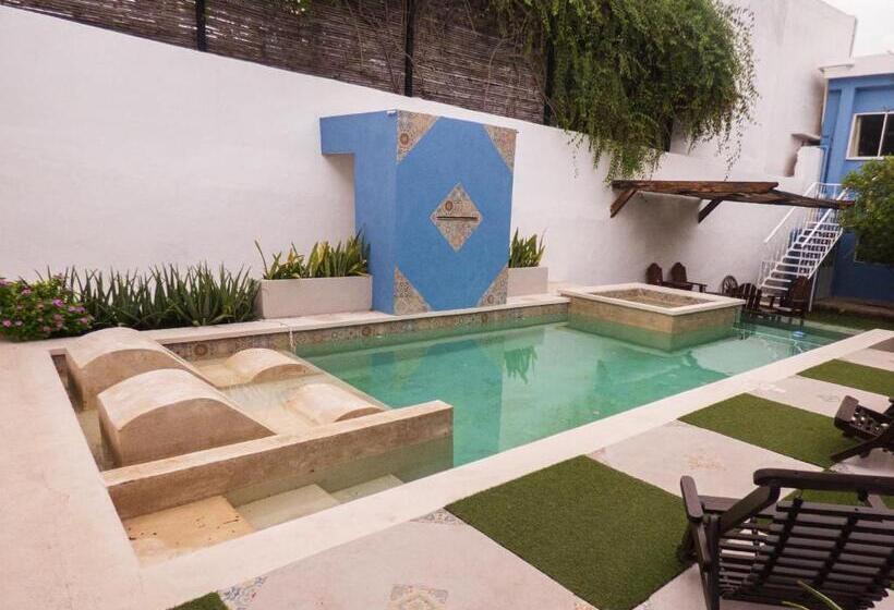سوئیت با وان آب گرم, Casa Flores Y Gemas