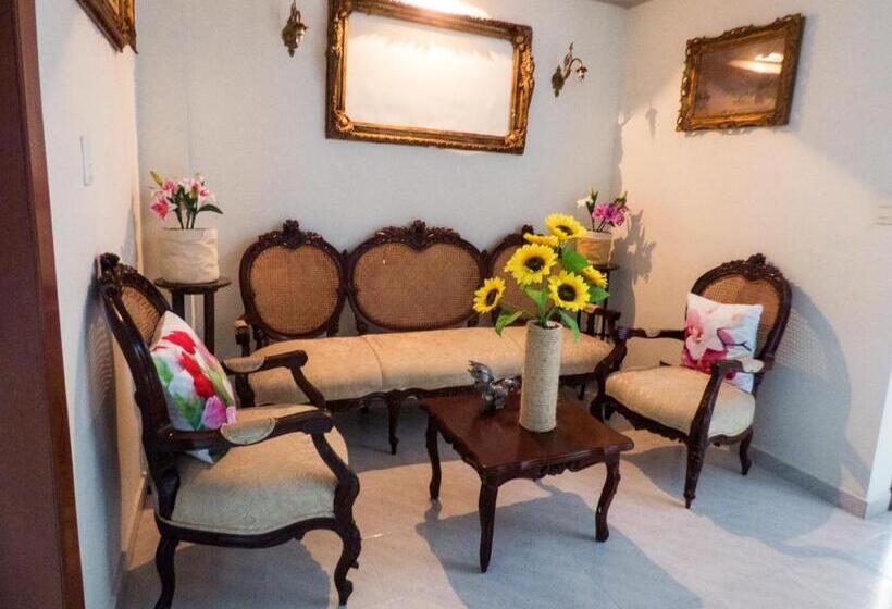 اتاق استاندارد با چشم‌انداز استخر, Casa Flores Y Gemas