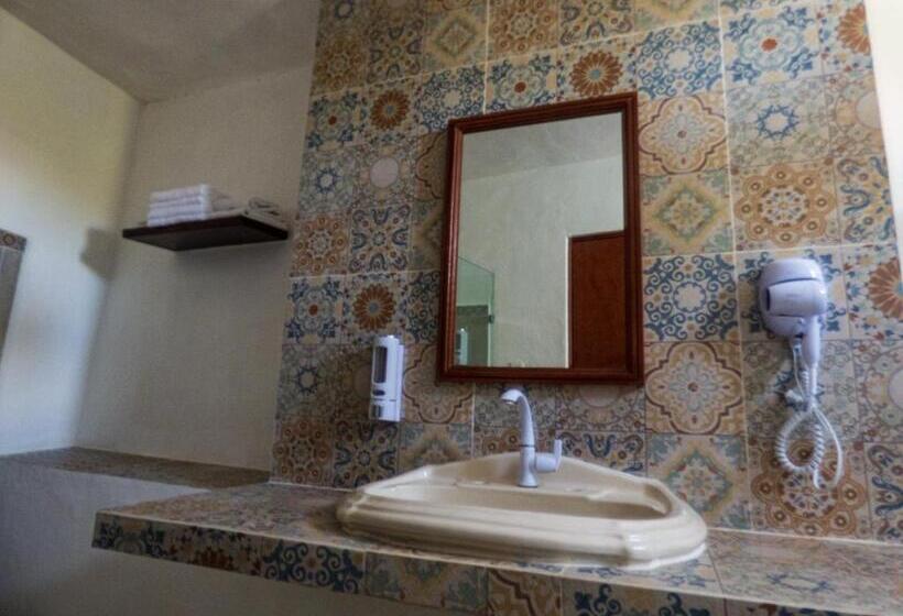 اتاق استاندارد با تخت بزرگ, Casa Flores Y Gemas