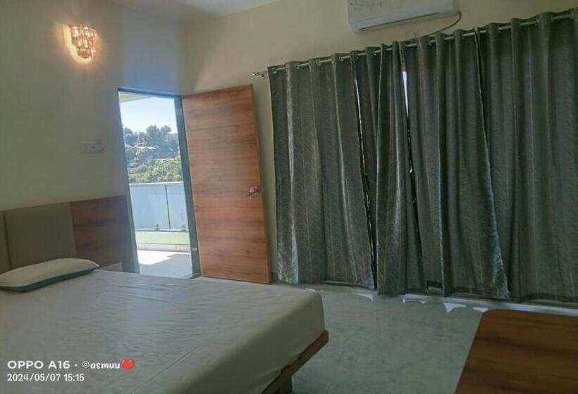 Вилла 3 Спальни, Strawberry Land Resort