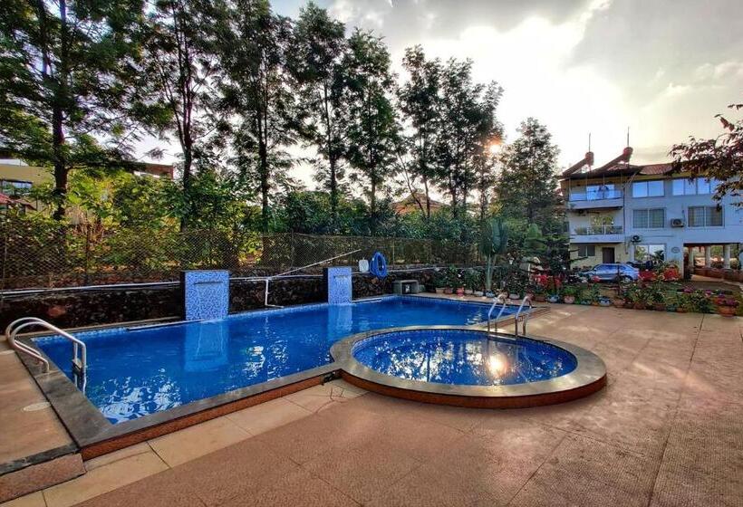 Вилла 3 Спальни, Strawberry Land Resort