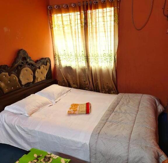 اتاق خانوادگی, Short Time Stay