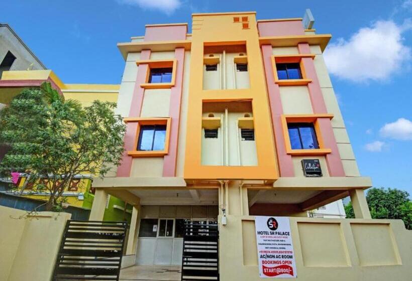 Номер Deluxe Кровать Кинг, Goroomgo Sr Palace Bhubaneswar A Luxury Collection Of Hotels   Best Hotel In Bhubaneswar