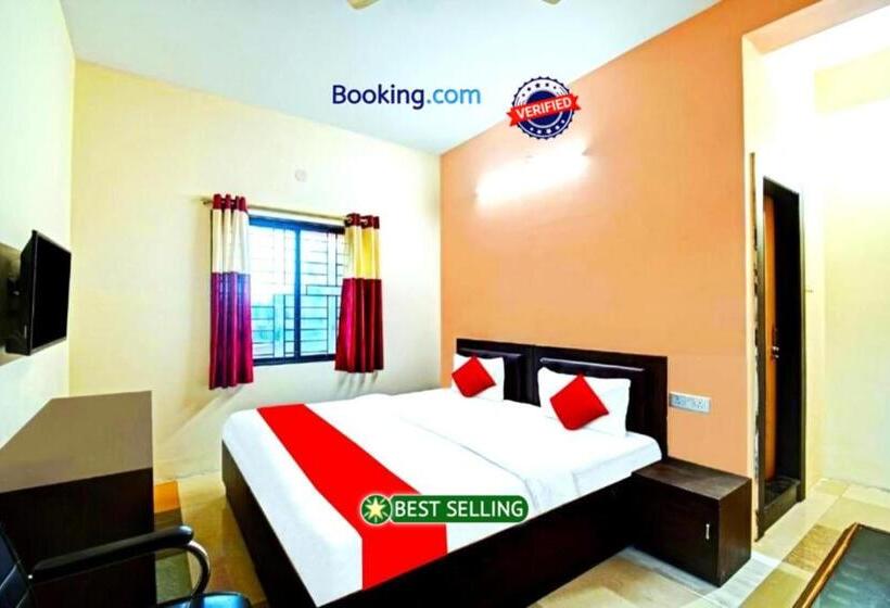 Номер Deluxe, Goroomgo Sr Palace Bhubaneswar A Luxury Collection Of Hotels   Best Hotel In Bhubaneswar