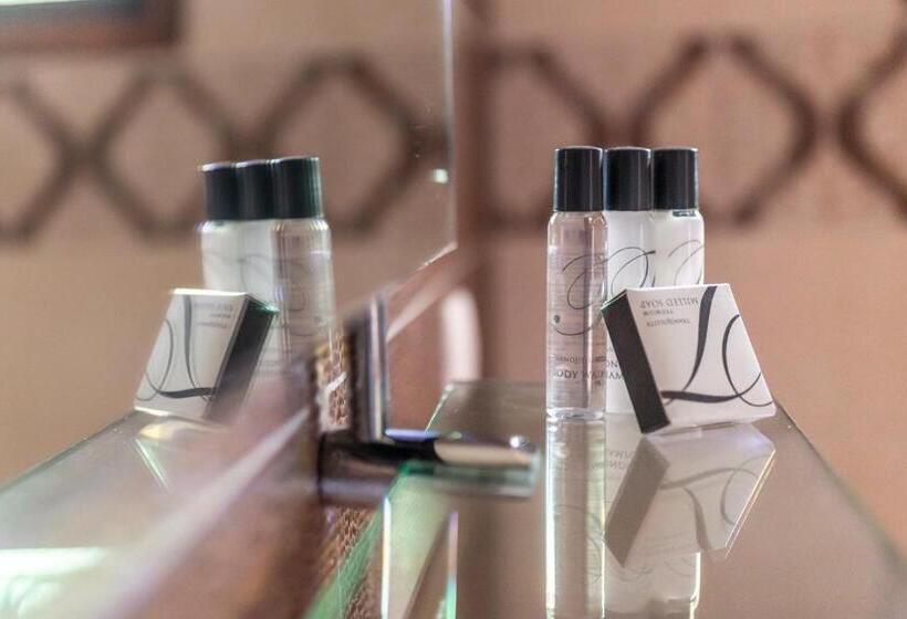 اتاق استاندارد با تخت بزرگ, Mangohouse