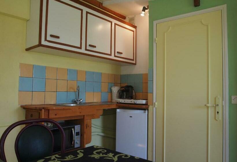 Дом 1 Спальня, Chambres Et Tables D Hôtes à L Auberge Touristique