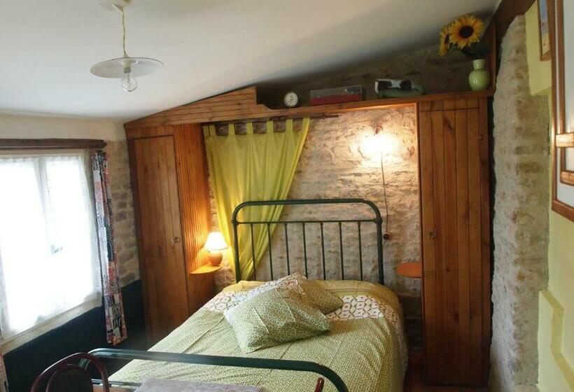 Дом 1 Спальня, Chambres Et Tables D Hôtes à L Auberge Touristique