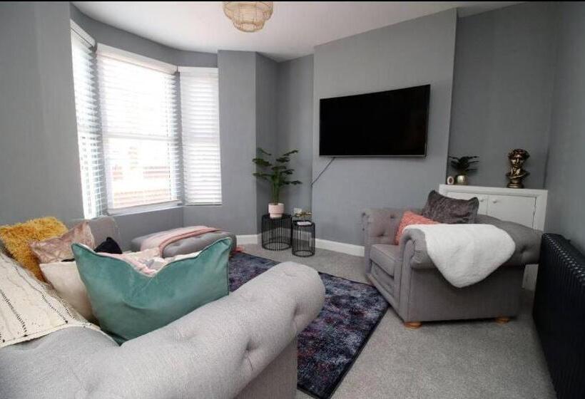 خانه 1 خوابه, Wyndham Road 3br Lin Pontcanna