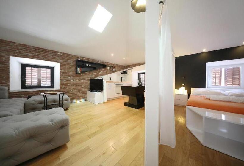 Студия Superior, Central Apartments Integrated