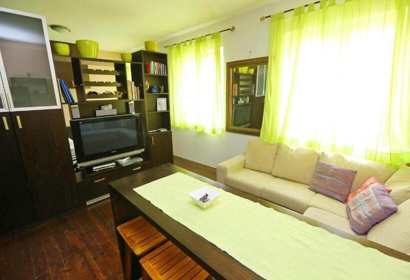 Апартаменты 1 Спальня, Central Apartments Integrated