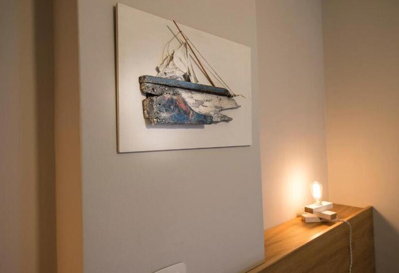 Quarto Economy, Ciauru Design B&b