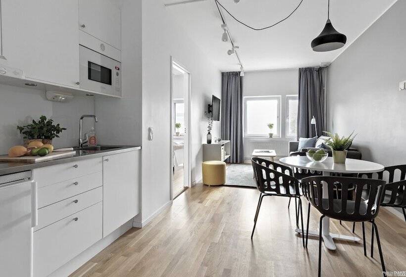 Апартаменты 1 Спальня, Forenom Hotel Kista