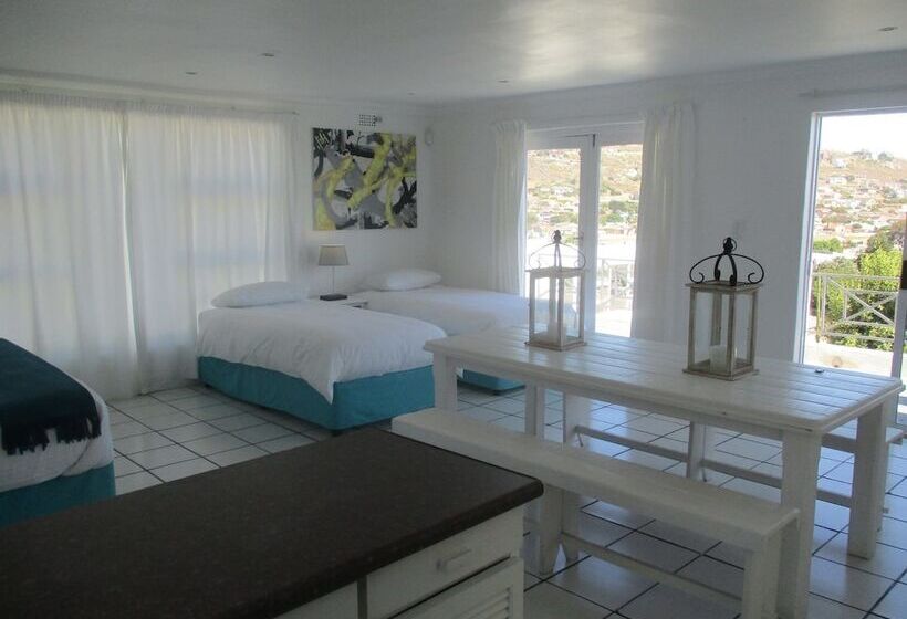 Семейный Номер, Saldanha Bay Lodge