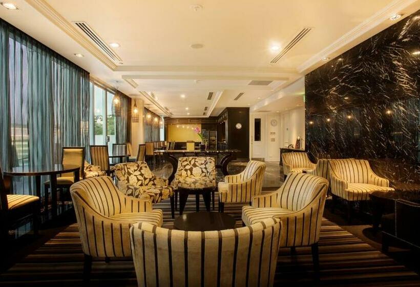 프리미엄 스위트, Grand Papua Hotel, A Member Of Radisson Individuals