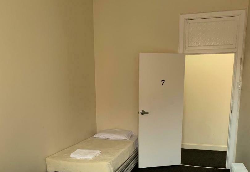 Номер Стандарт Совместная Ванная, National Hotel Toowoomba