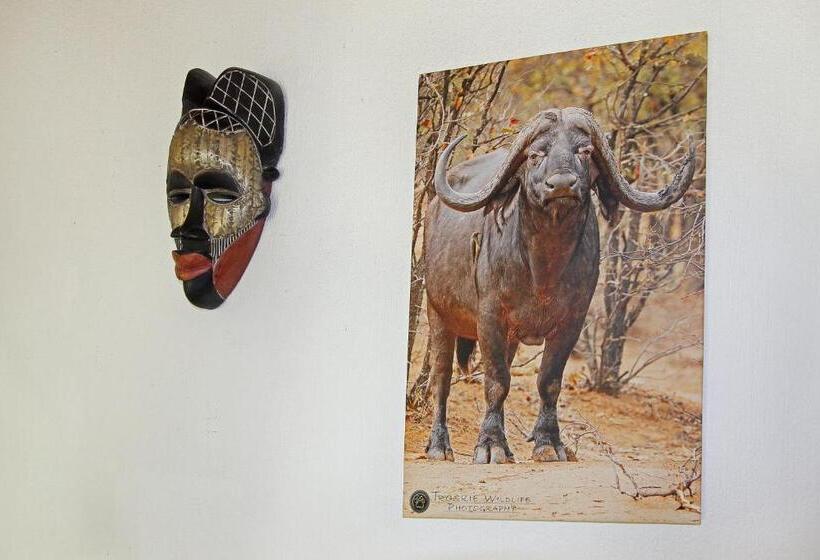 Шале 1 Спальня, Normann Safari Bush Lodge