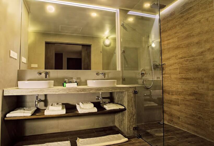 Номер Deluxe Кровать Кинг Вид на Город, Sevana City