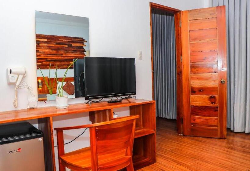 家庭间, Ananda Resort