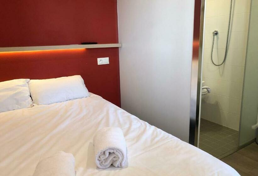 Quarto standard, Eklo Hotels Le Mans
