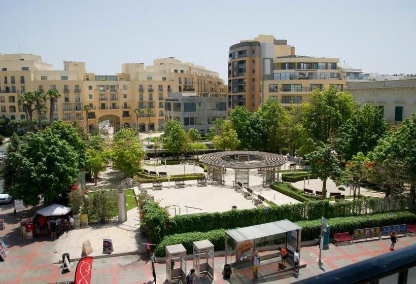 اتاق لوکس, Marco Polo Party Hostel