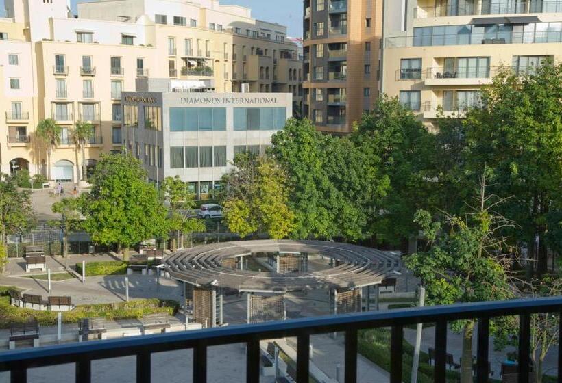 اتاق استاندارد با سرویس بهداشتی مشترک, Marco Polo Party Hostel