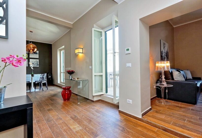 آپارتمان 2 خوابه با تراس, Monti Apartments   My Extra Home