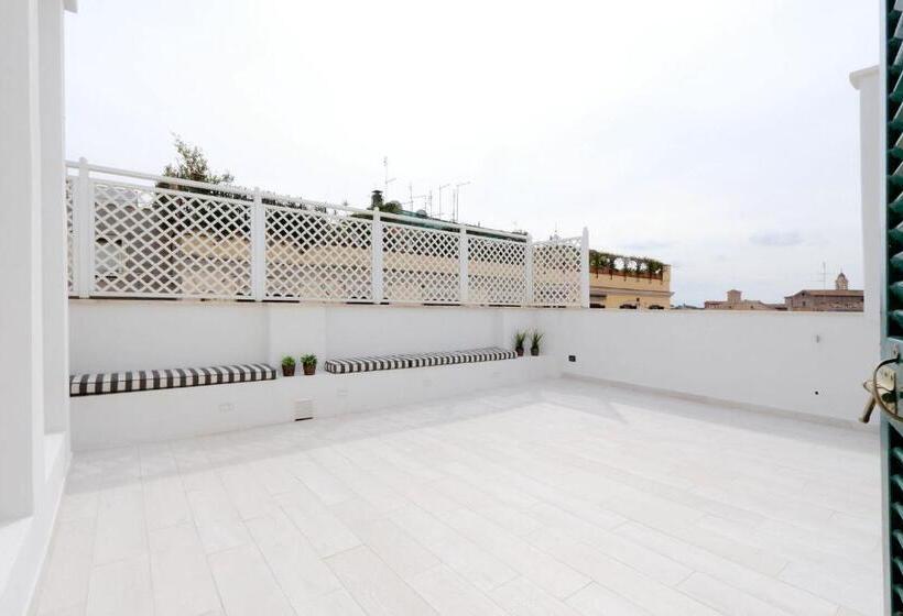 آپارتمان 2 خوابه با تراس, Monti Apartments   My Extra Home