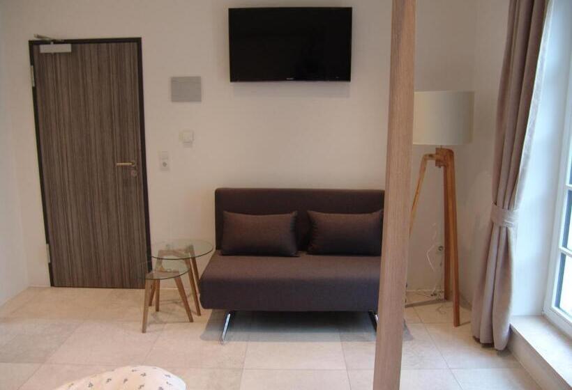 Deluxe room with river view, Bella Riva