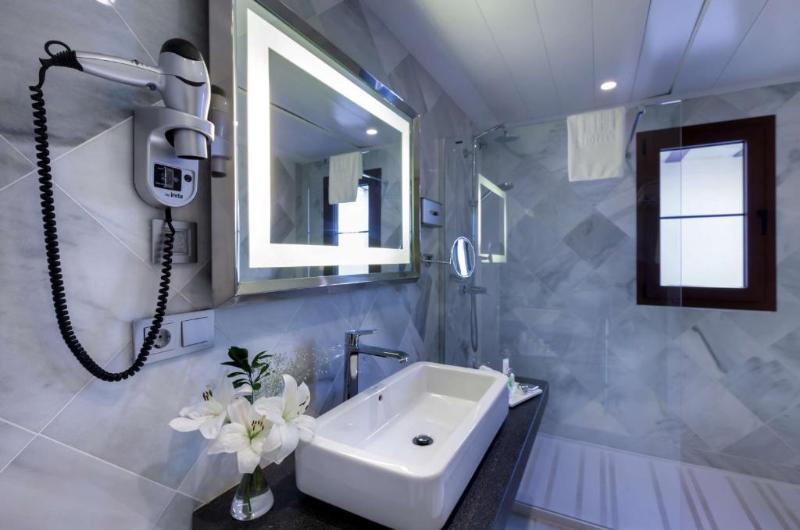 Люкс Superior, Hotel SMC