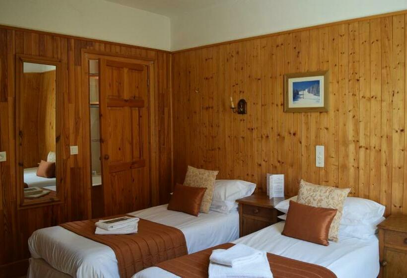 اتاق استاندارد سه نفره, Hôtel Sylvana